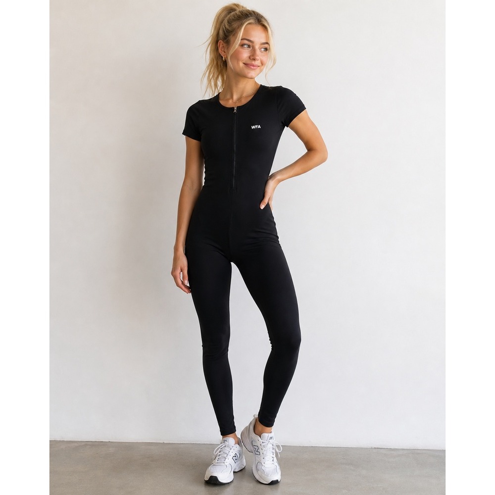 White Fox Boutique Black Short Sleeve Zip Full Length Jumpsuit One Piece XS